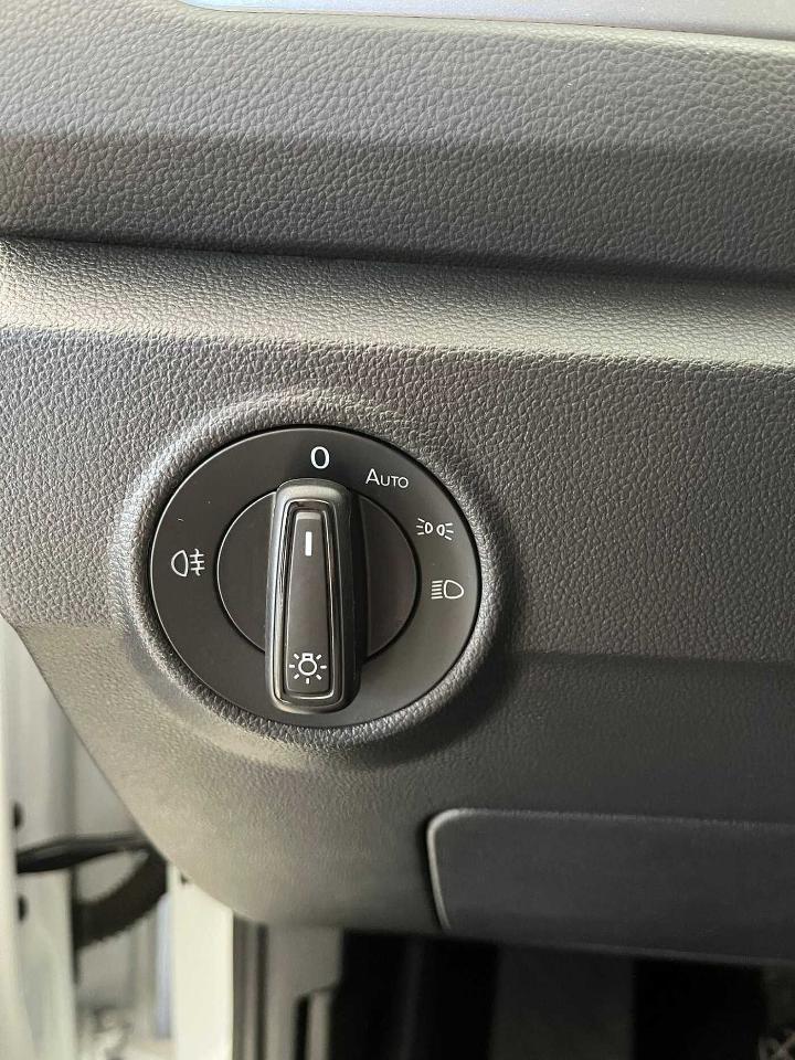 Volkswagen Volkswagen T-Roc usata 8