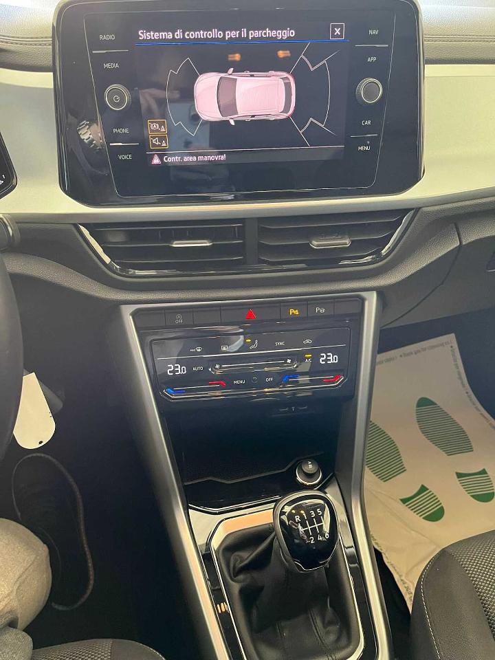 Volkswagen Volkswagen T-Roc usata 9