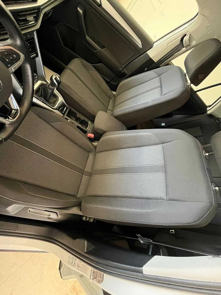Volkswagen Volkswagen T-Roc usata 14