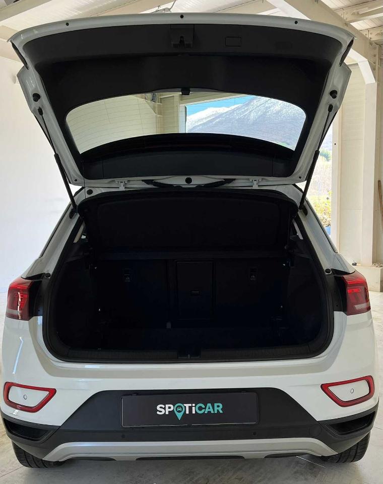 Volkswagen Volkswagen T-Roc usata 21