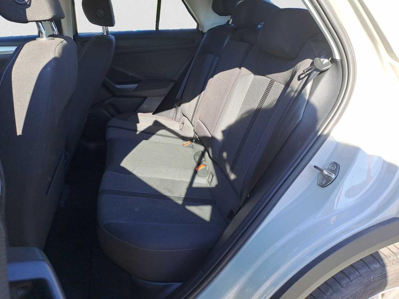 Volkswagen T-Roc - Foto 3