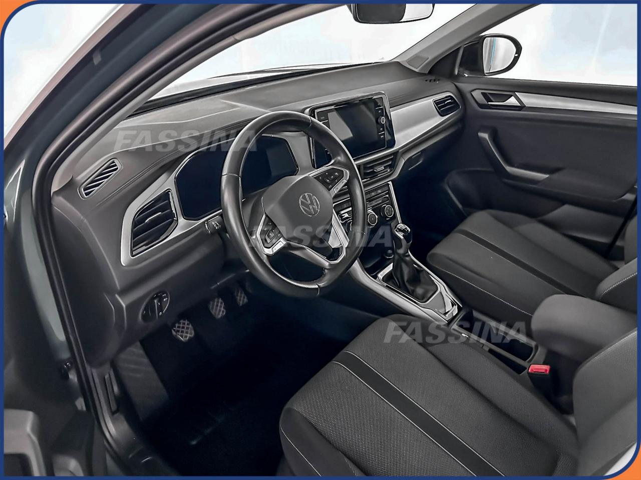Volkswagen Volkswagen T-Roc usata 14
