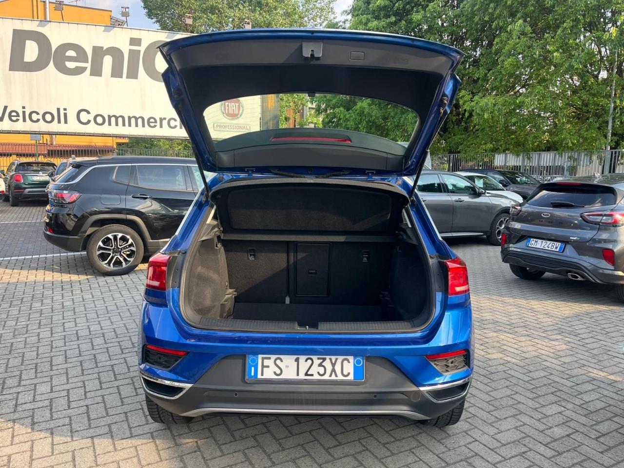 Volkswagen Volkswagen T-Roc usata 2
