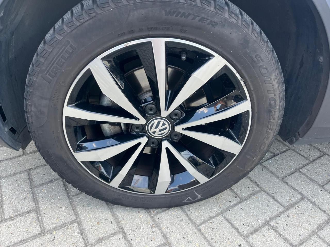 Volkswagen Volkswagen T-Roc usata 18