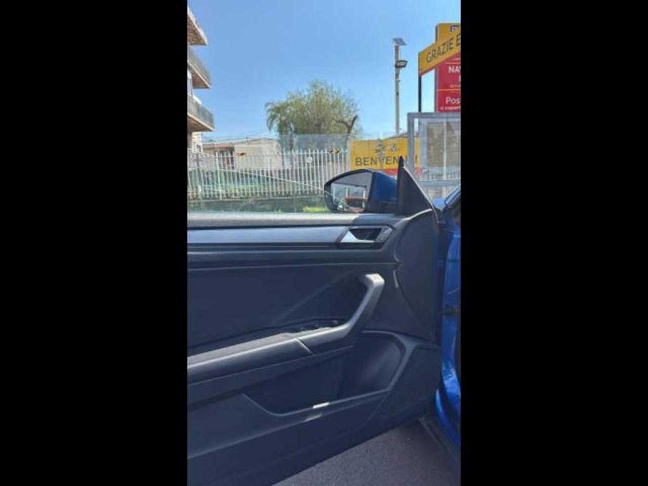 Volkswagen Volkswagen T-Roc usata 8