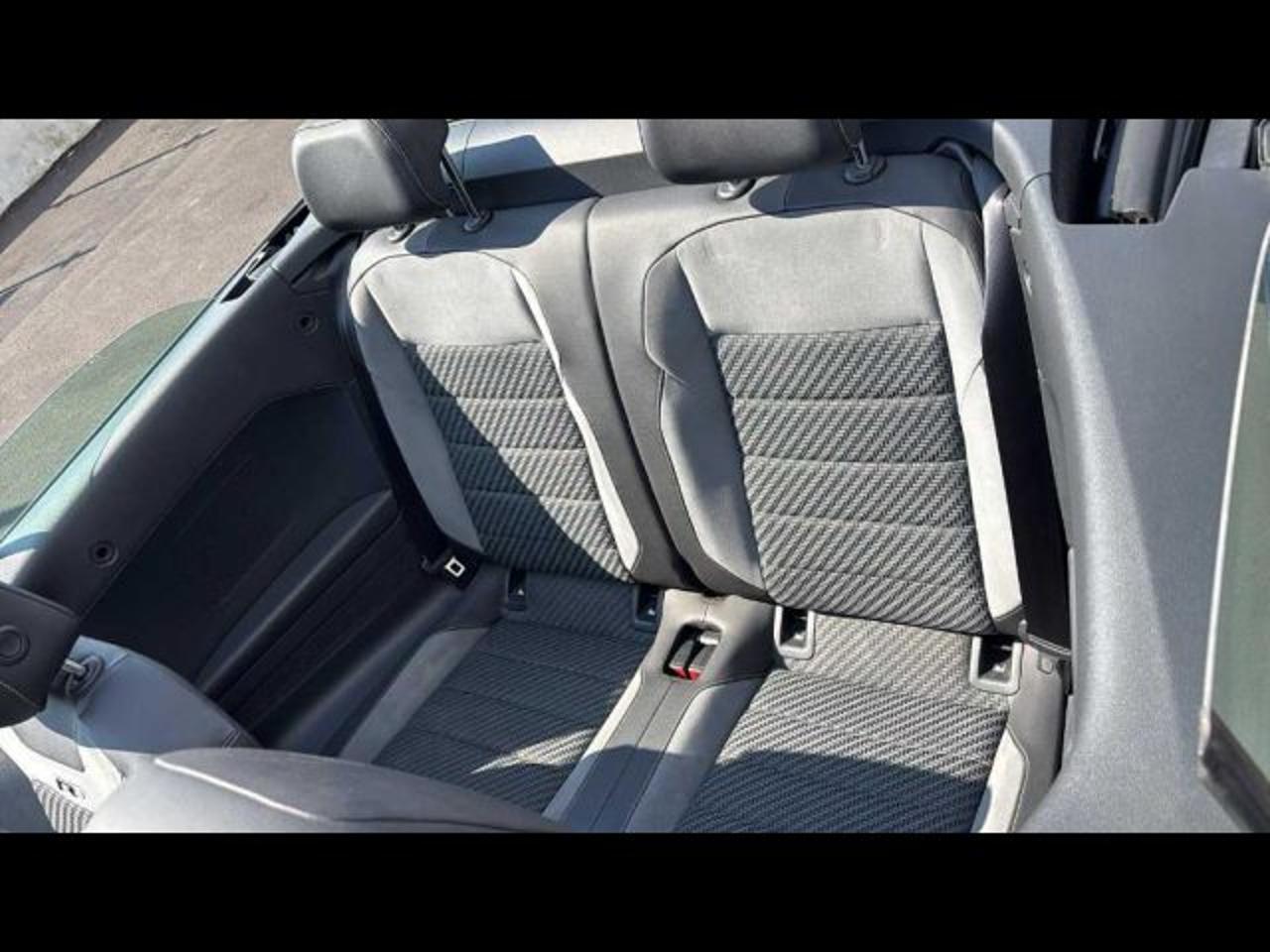 Volkswagen Volkswagen T-Roc usata 9