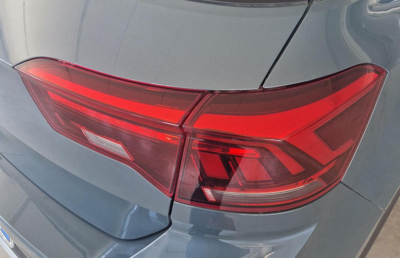 Volkswagen Volkswagen T-Roc usata 8