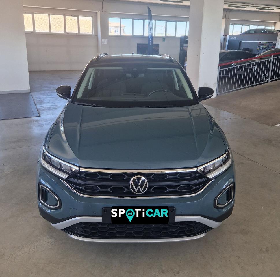 Volkswagen Volkswagen T-Roc usata 11