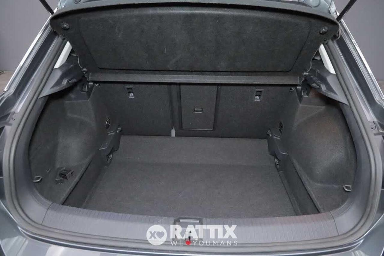 Volkswagen Volkswagen T-Roc usata 26