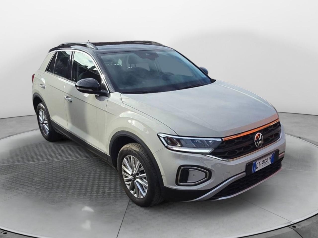 Volkswagen Volkswagen T-Roc usata 11