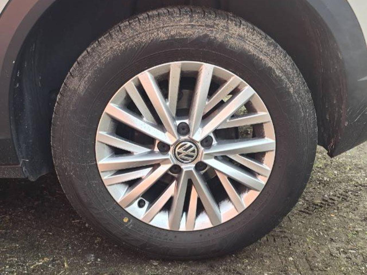 Volkswagen Volkswagen T-Roc usata 17