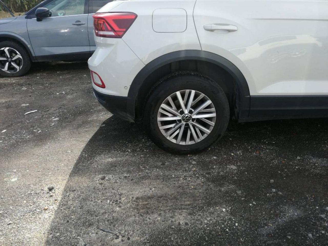 Volkswagen Volkswagen T-Roc usata 13