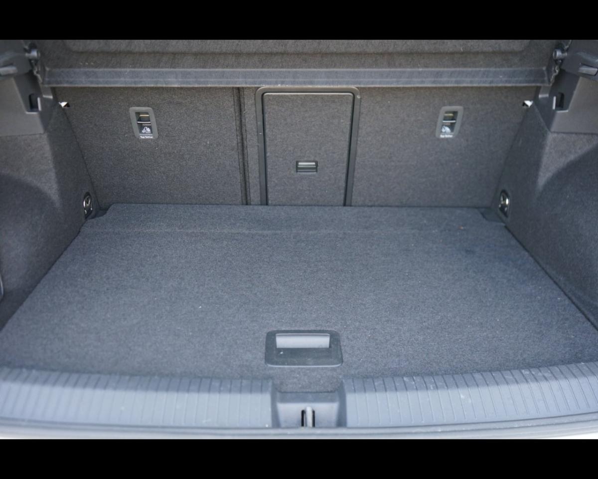 Volkswagen Volkswagen T-Roc usata 14