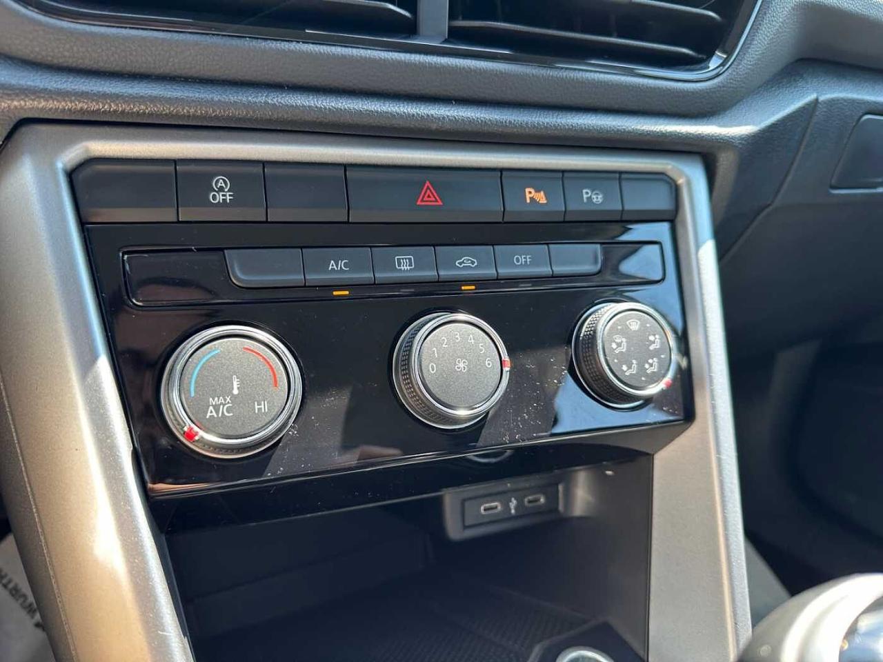 Volkswagen Volkswagen T-Roc usata 7