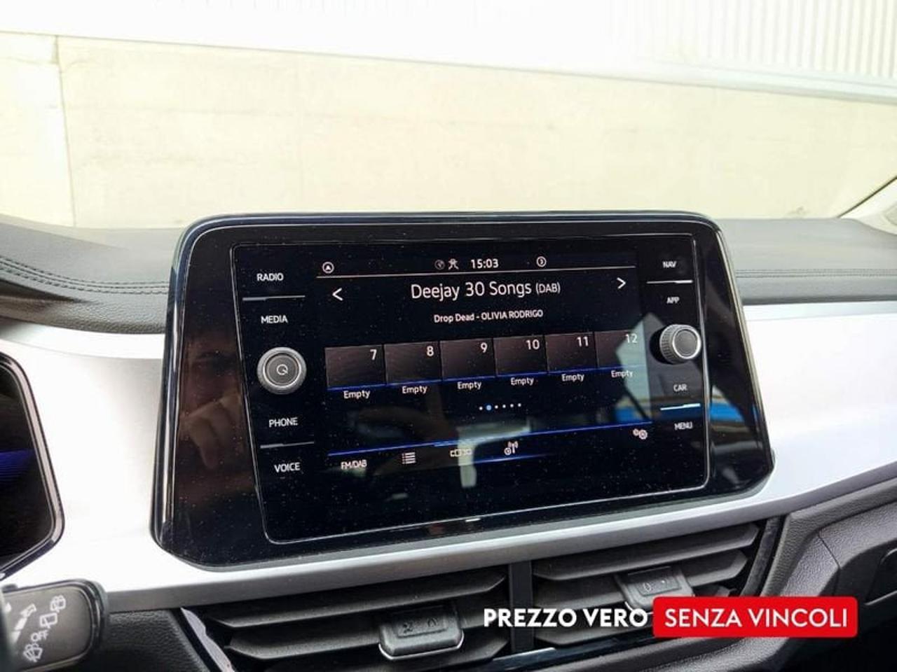 Volkswagen Volkswagen T-Roc usata 23