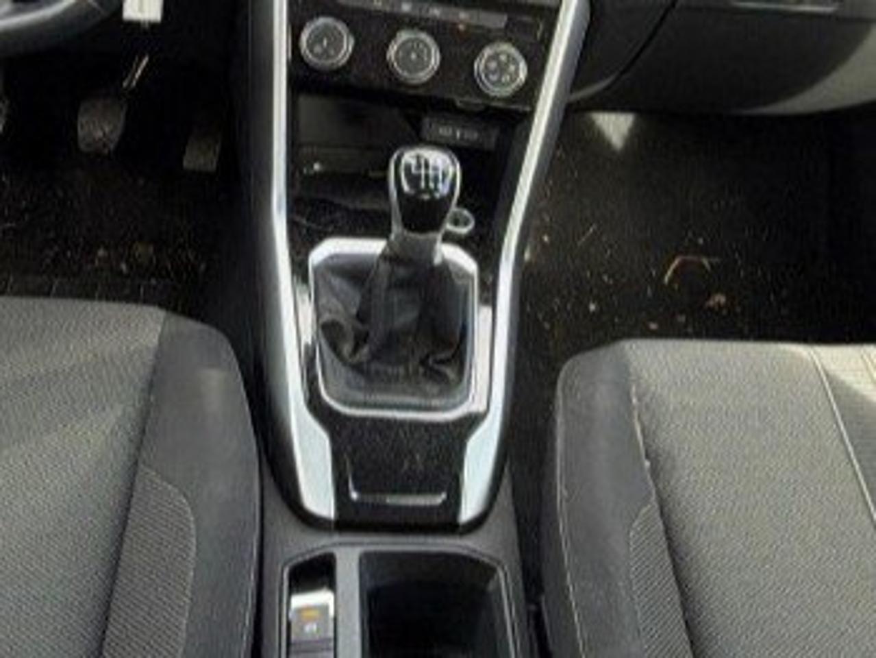 Volkswagen Volkswagen T-Roc usata 13