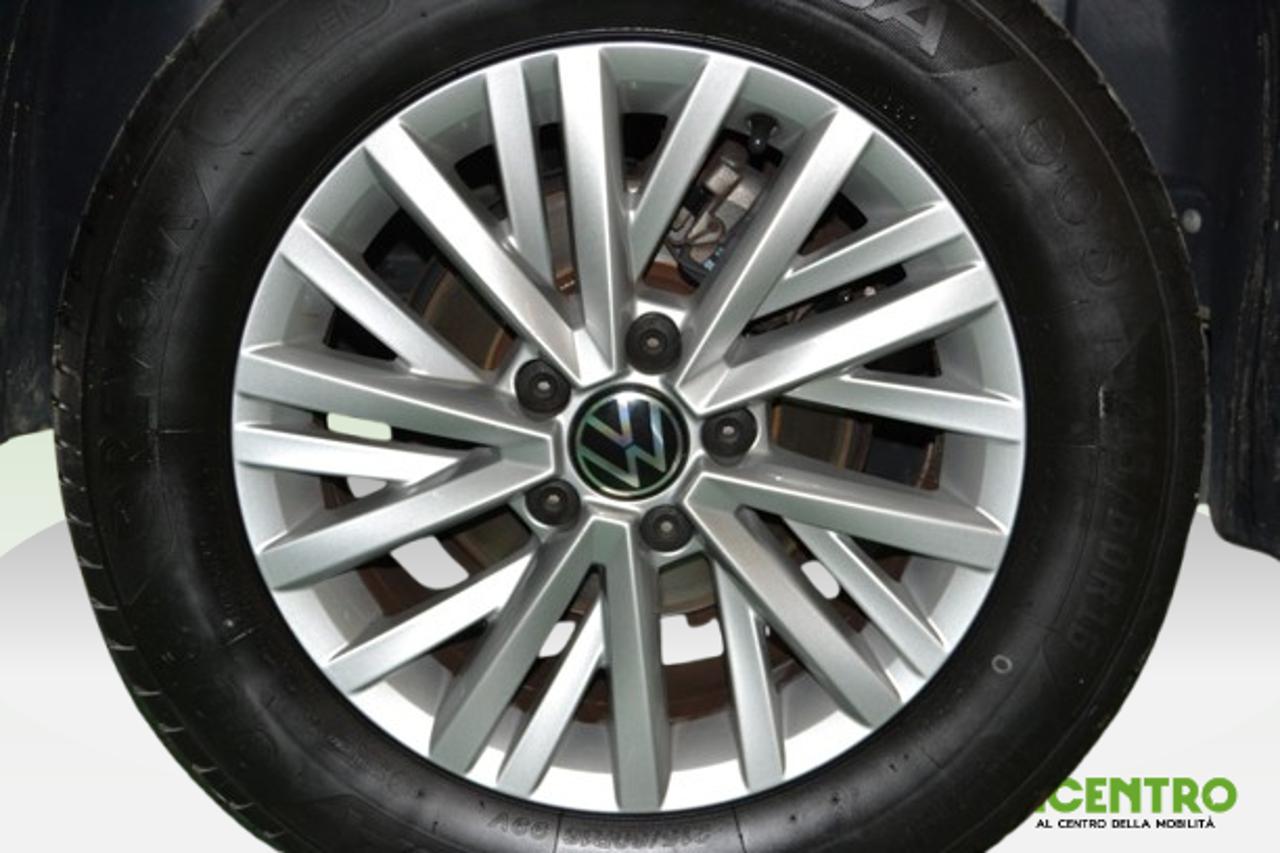 Volkswagen Volkswagen T-Roc usata 8