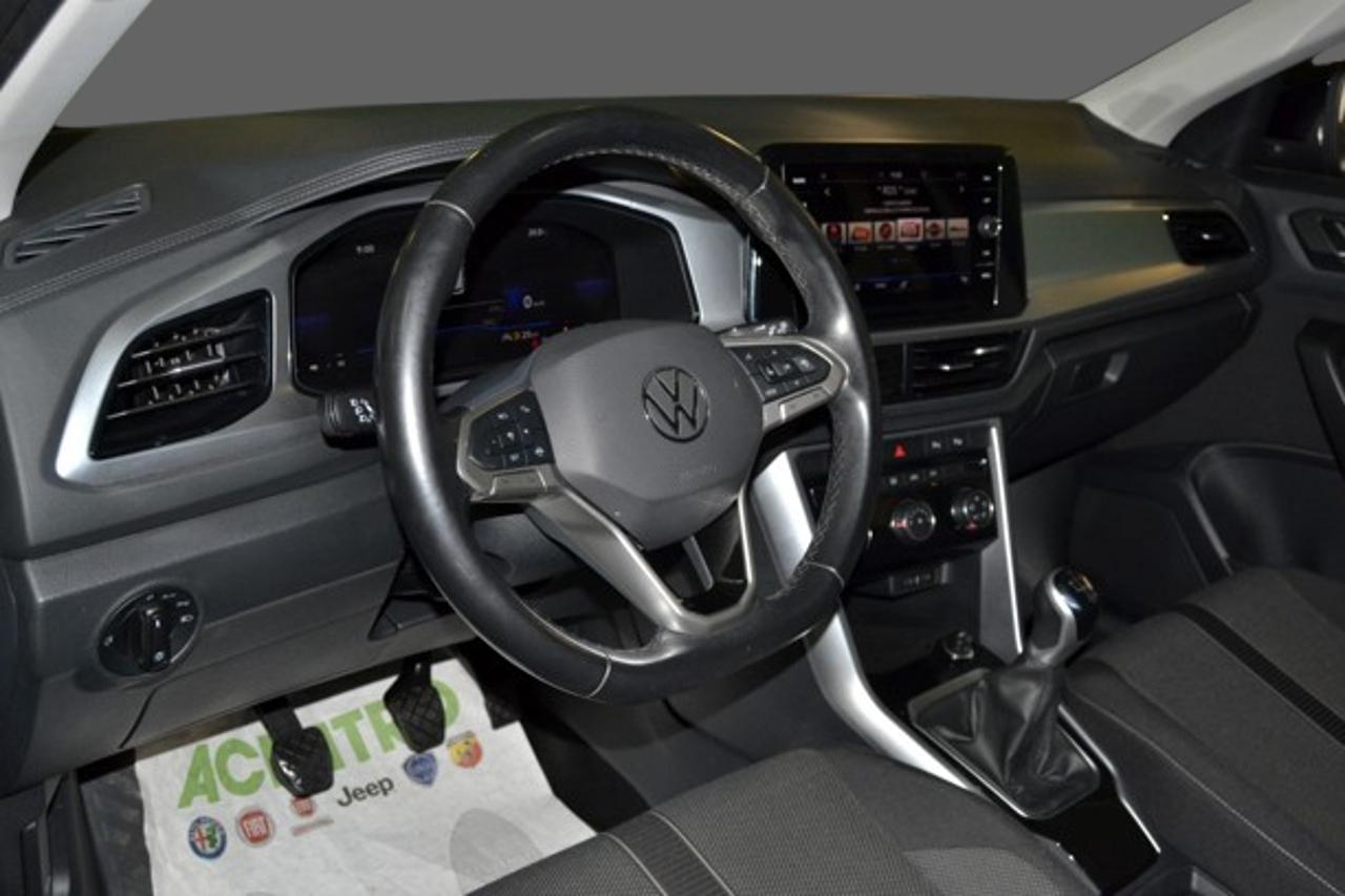Volkswagen Volkswagen T-Roc usata 15