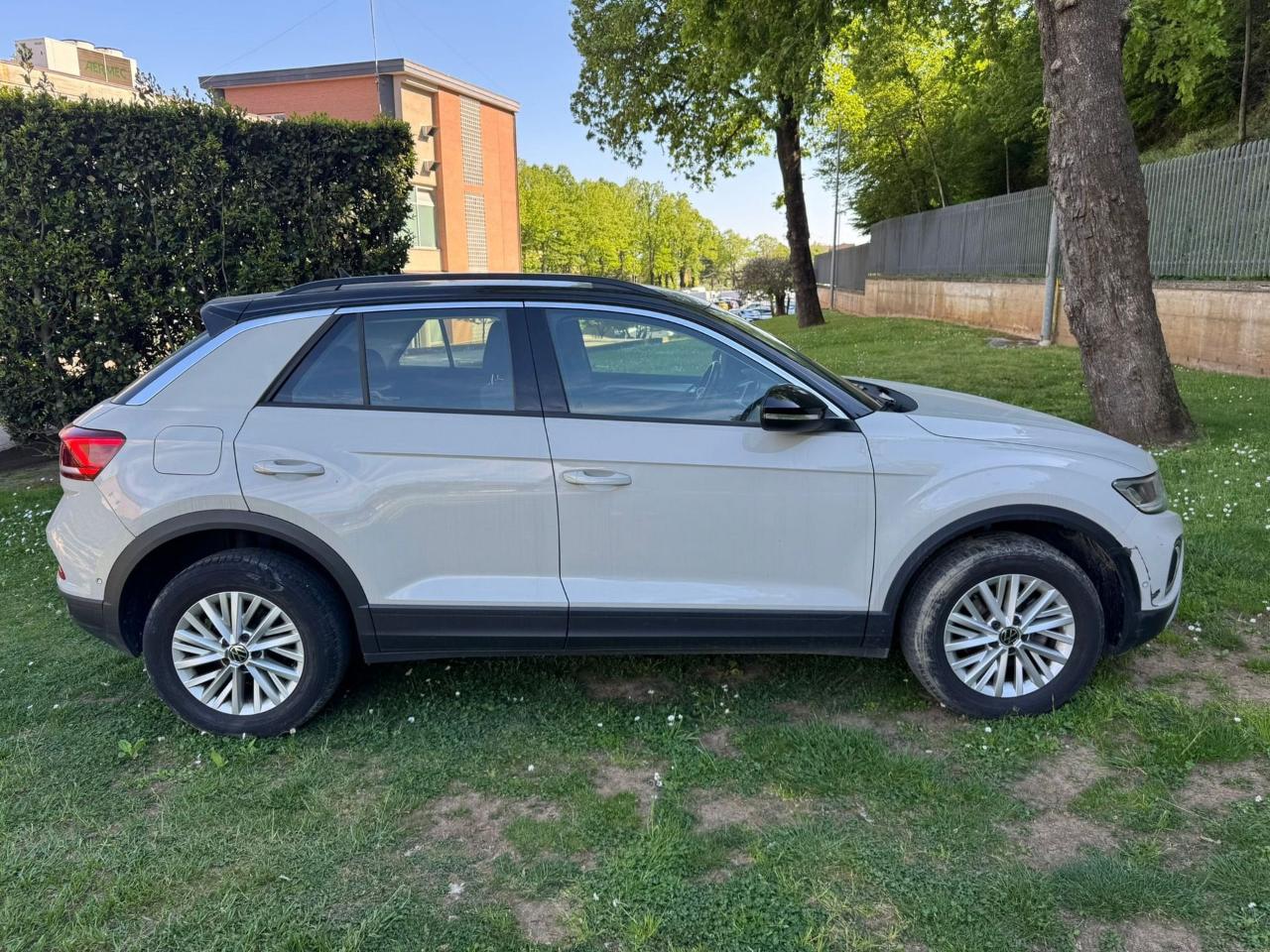 Volkswagen Volkswagen T-Roc usata 2