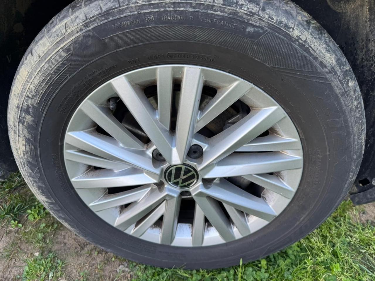 Volkswagen Volkswagen T-Roc usata 3