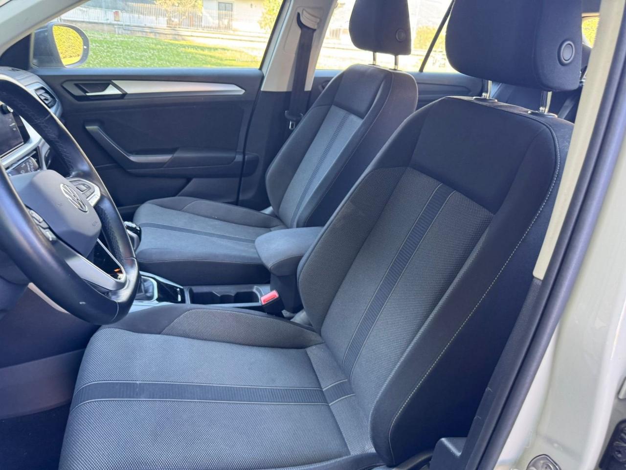 Volkswagen Volkswagen T-Roc usata 14