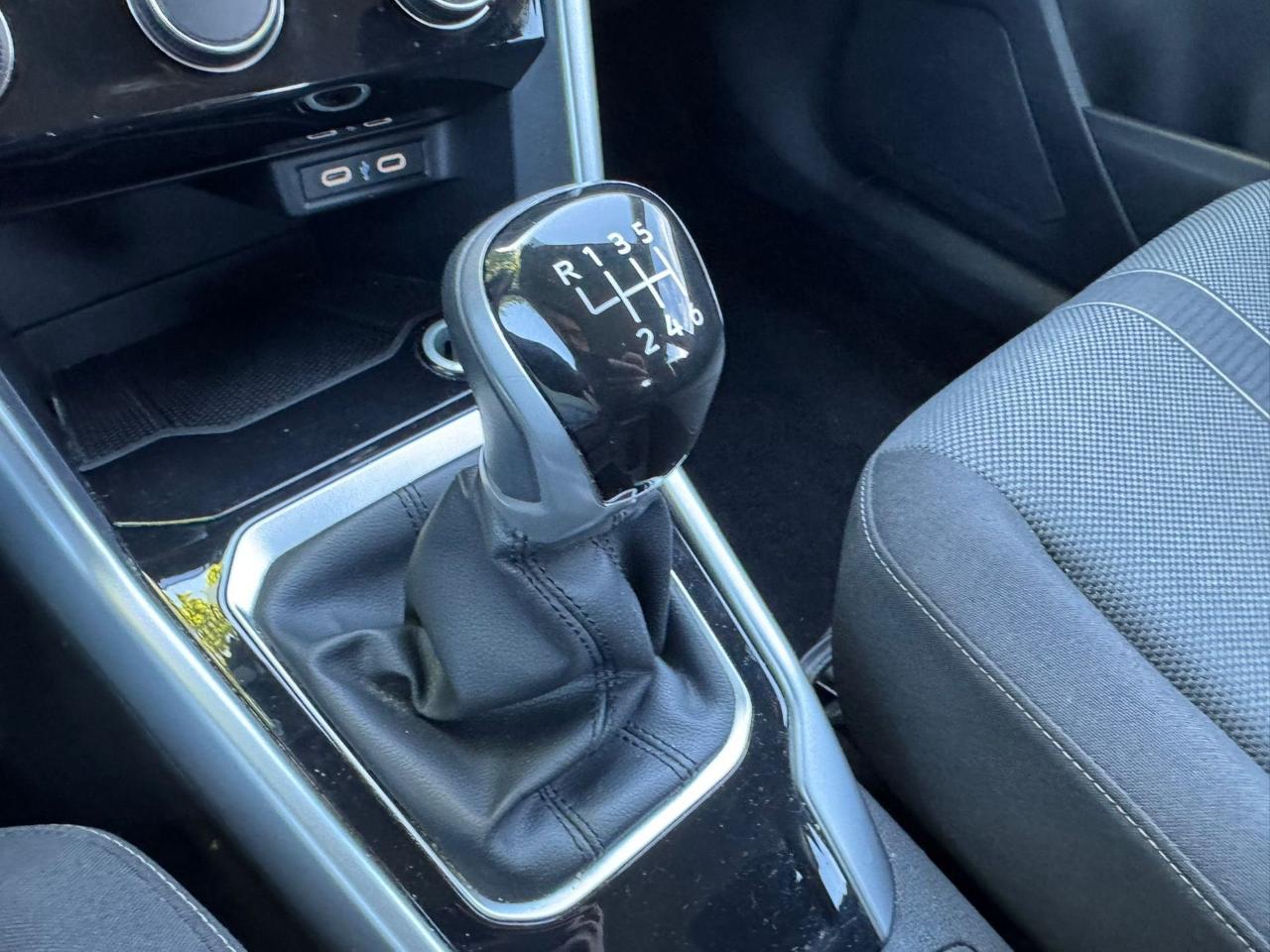 Volkswagen Volkswagen T-Roc usata 24