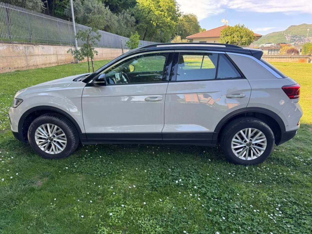 Volkswagen Volkswagen T-Roc usata 28