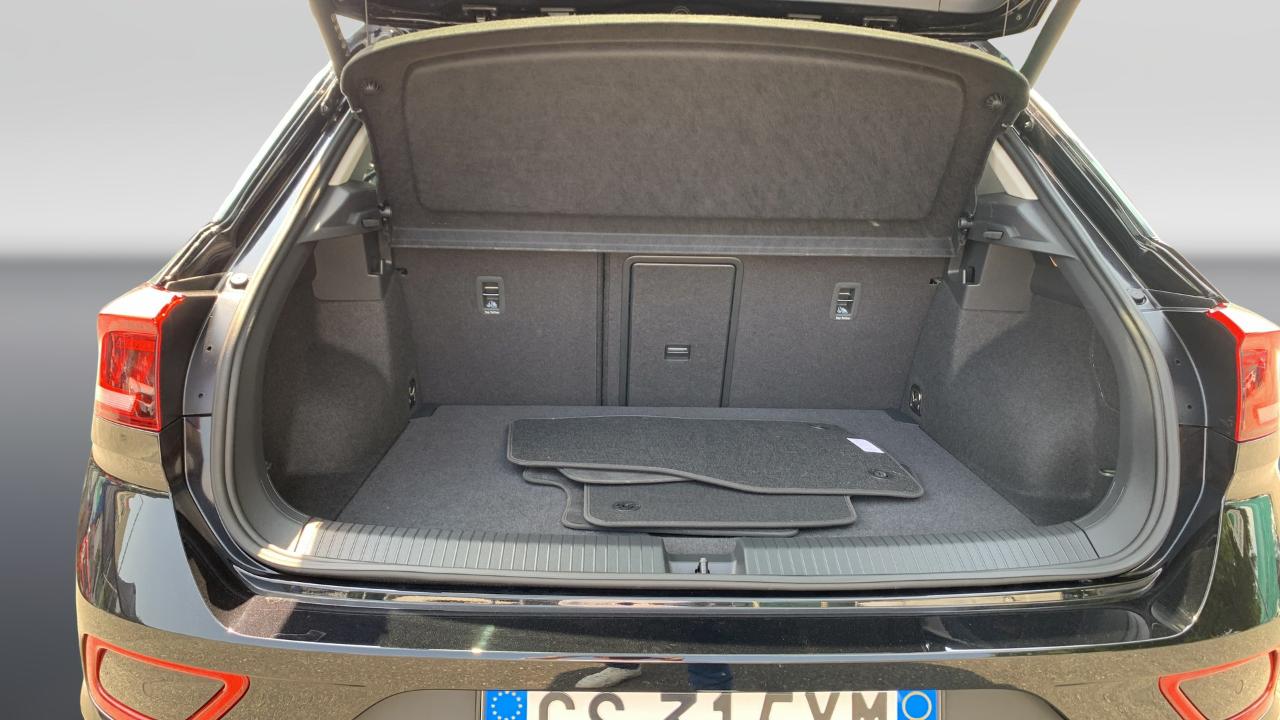 Volkswagen T-Roc - Foto 2
