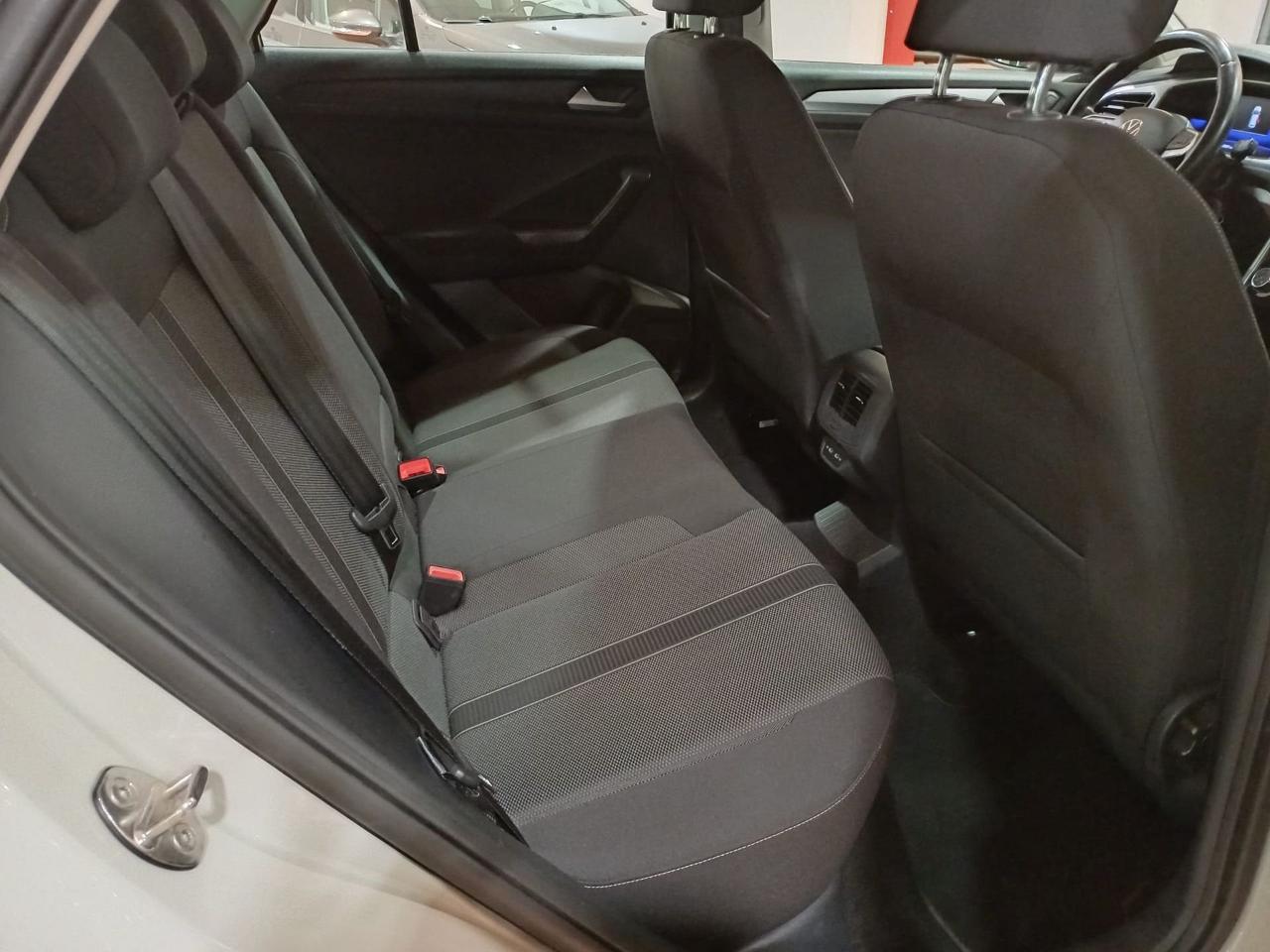 Volkswagen Volkswagen T-Roc usata 22
