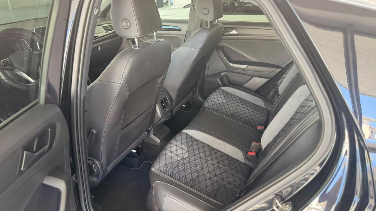 Volkswagen Volkswagen T-Roc usata 4