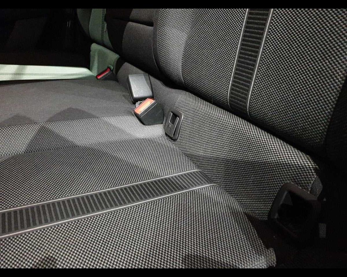 Volkswagen Volkswagen T-Roc usata 17