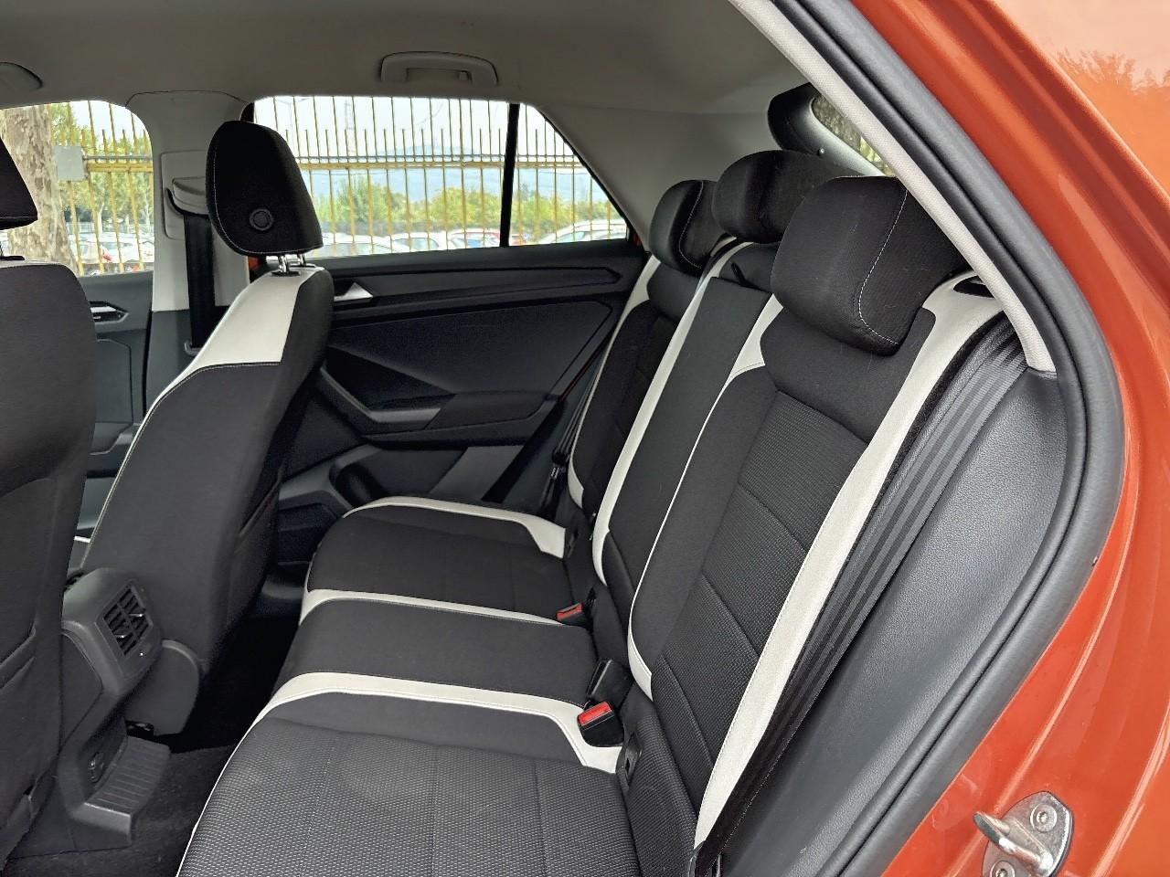 Volkswagen Volkswagen T-Roc usata, con Climatizzatore