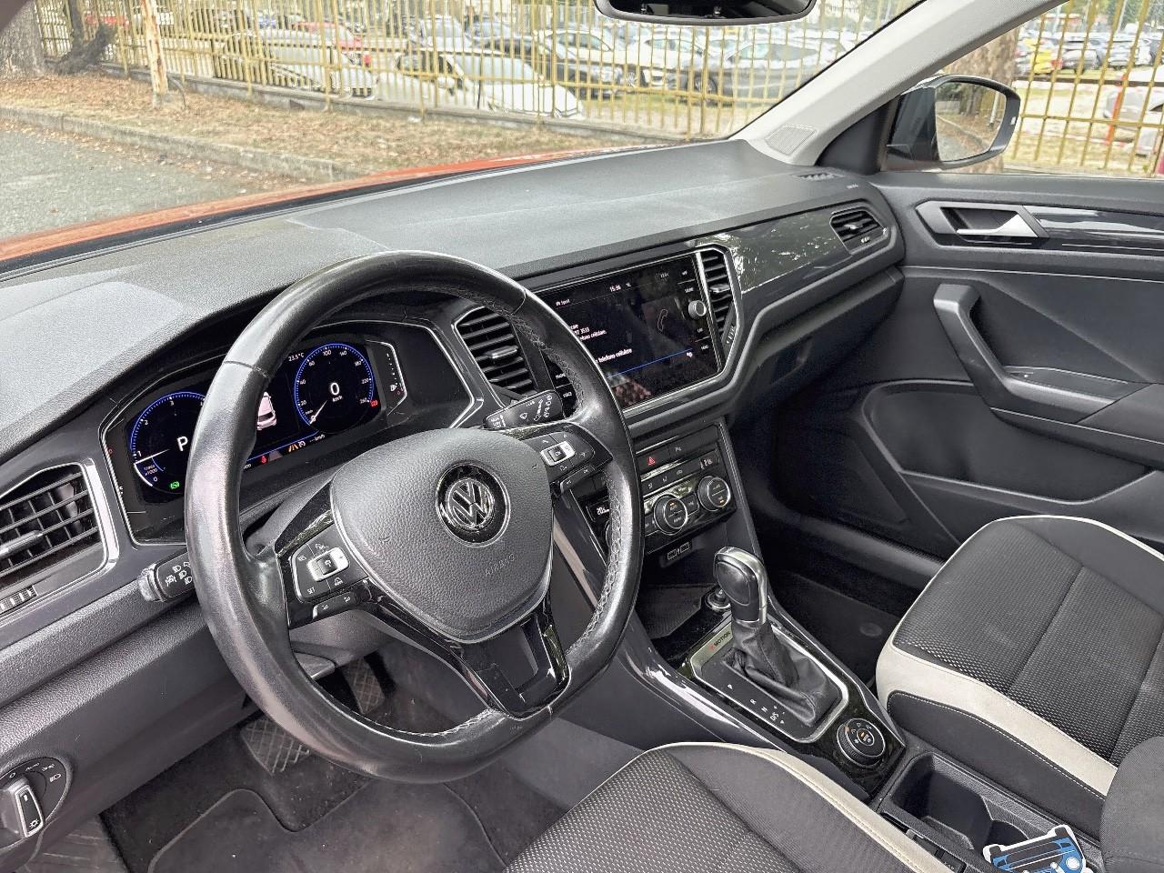 Volkswagen Volkswagen T-Roc usata 19