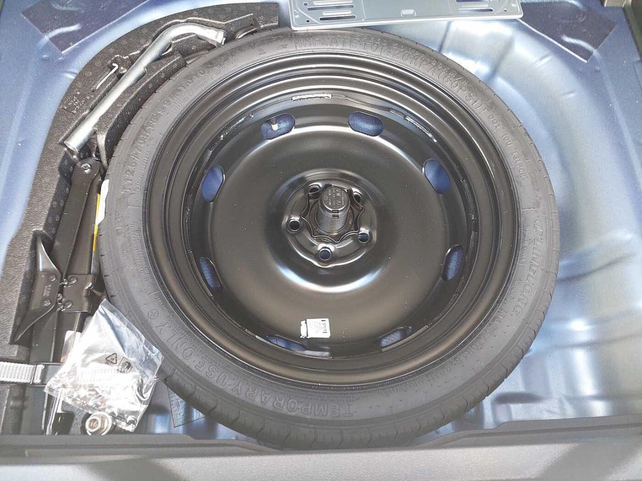 Volkswagen Volkswagen T-Roc usata 7