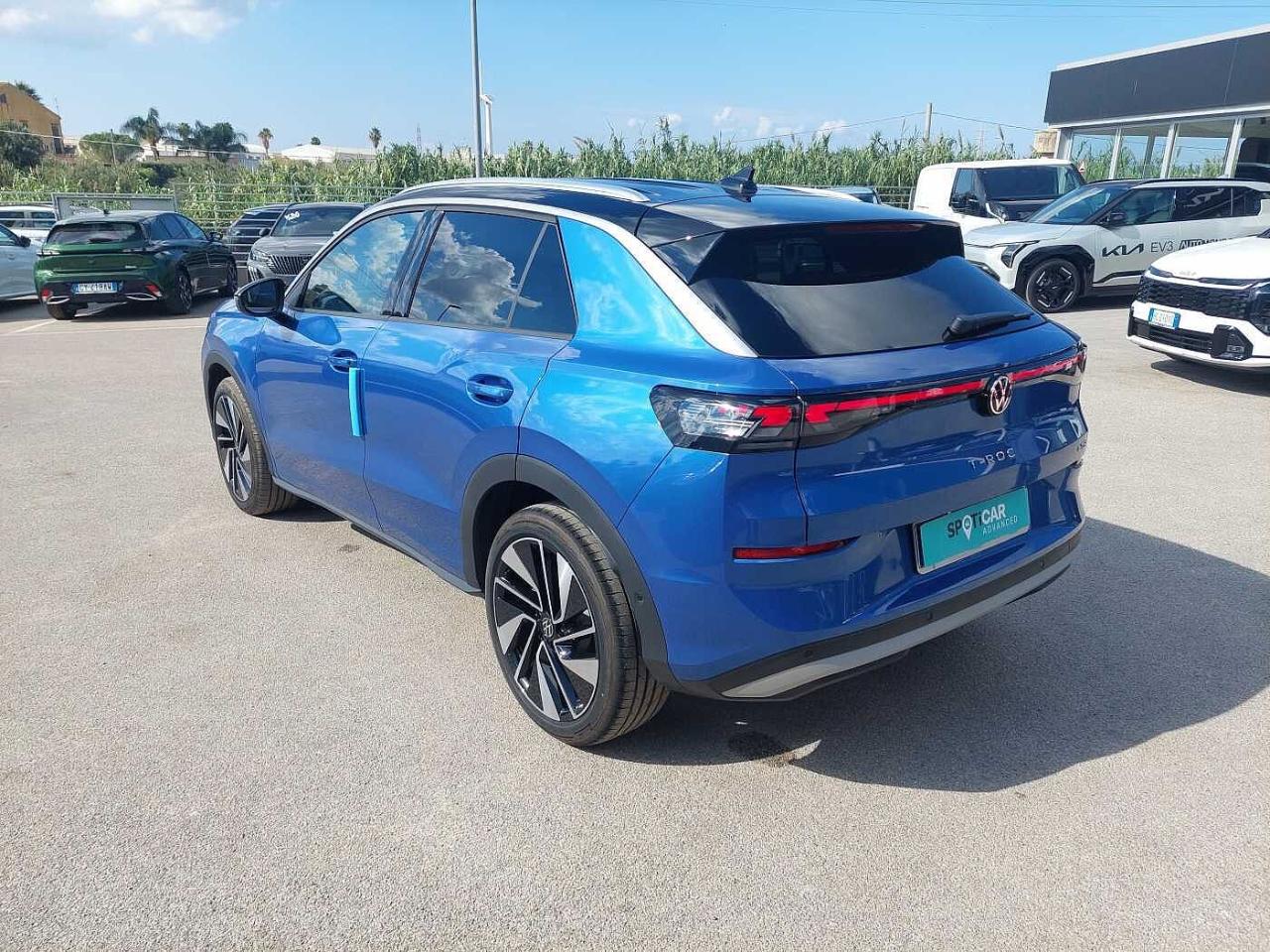 Volkswagen Volkswagen T-Roc usata 17