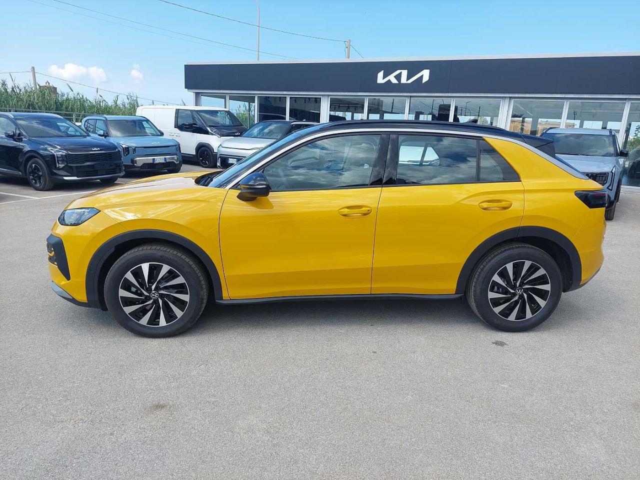 Volkswagen Volkswagen T-Roc usata 16
