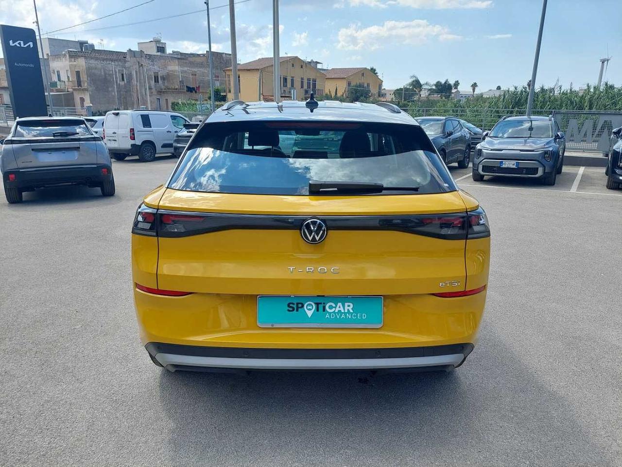 Volkswagen Volkswagen T-Roc usata 18