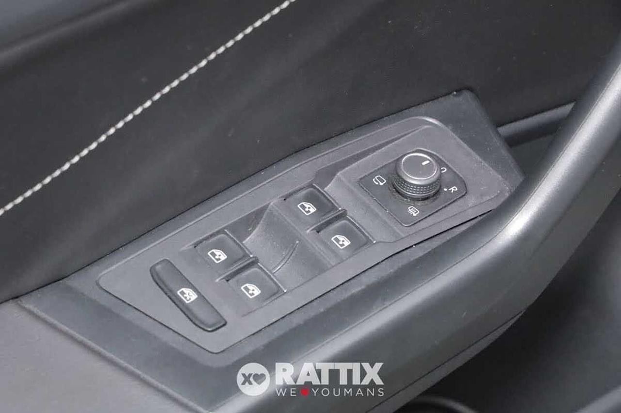 Volkswagen Volkswagen T-Roc usata 16