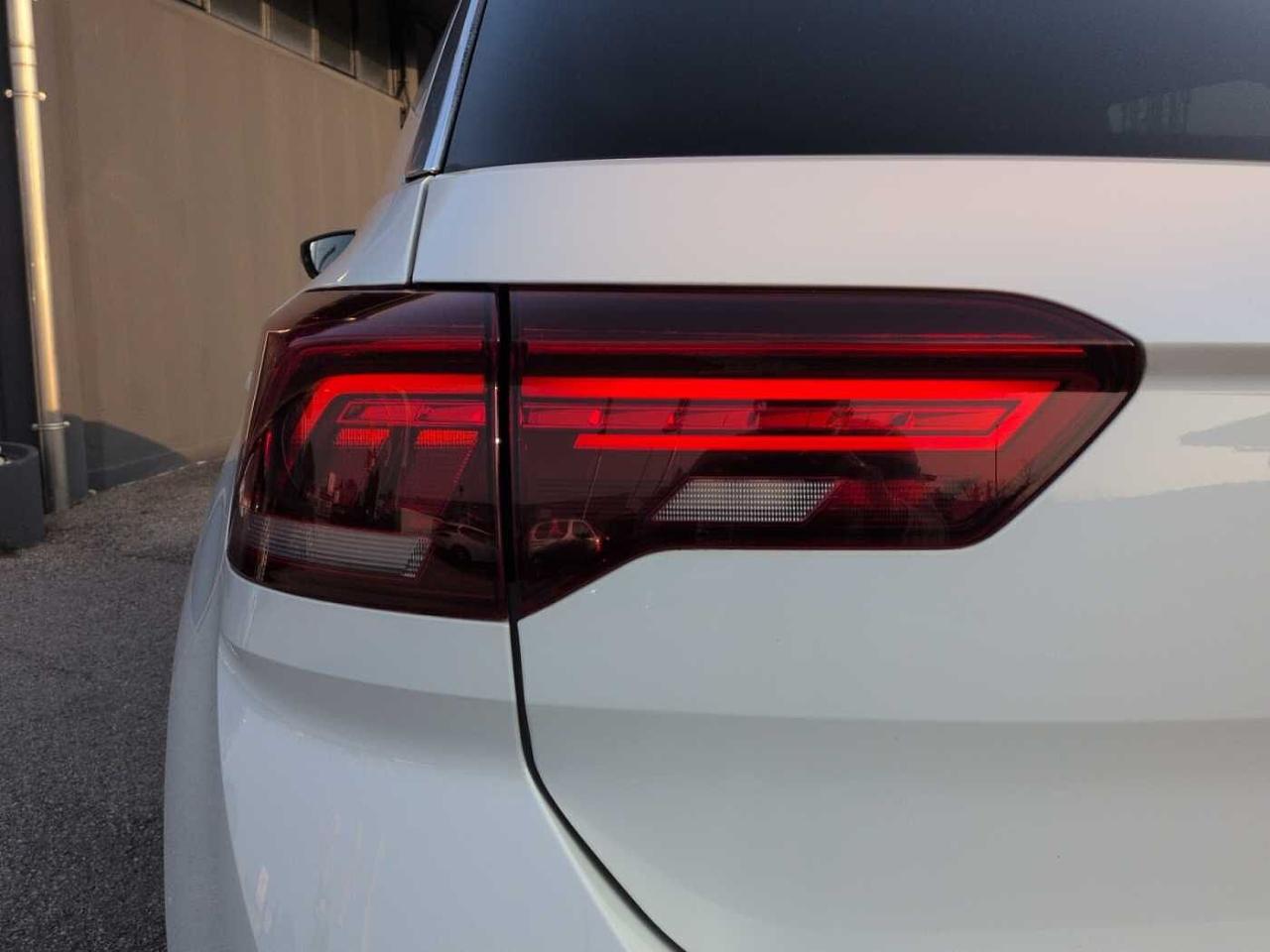 Volkswagen Volkswagen T-Roc usata 8