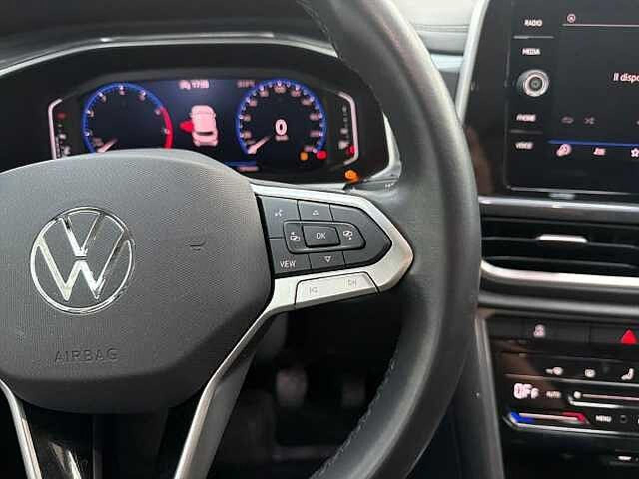 Volkswagen Volkswagen T-Roc usata 13