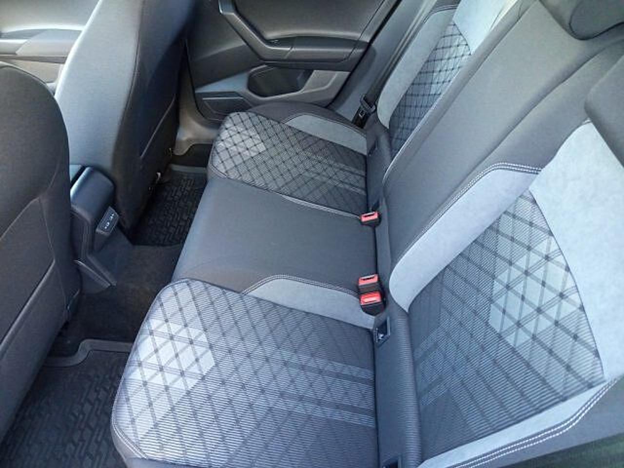 Volkswagen Volkswagen Taigo usata, con esp