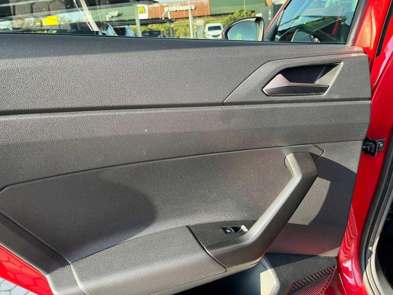 Volkswagen Volkswagen Taigo usata, con esp