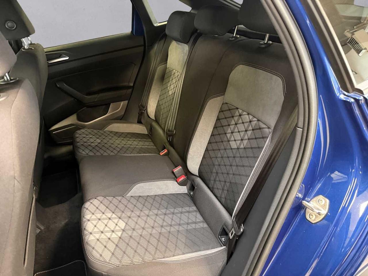 Volkswagen Volkswagen Taigo usata 4