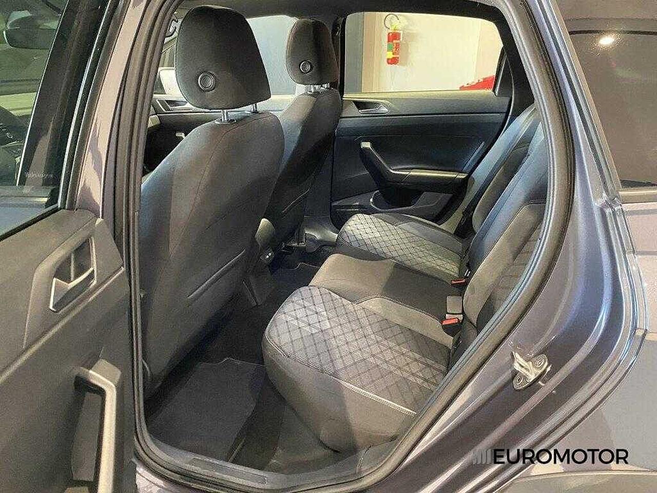 Volkswagen Volkswagen Taigo usata 12