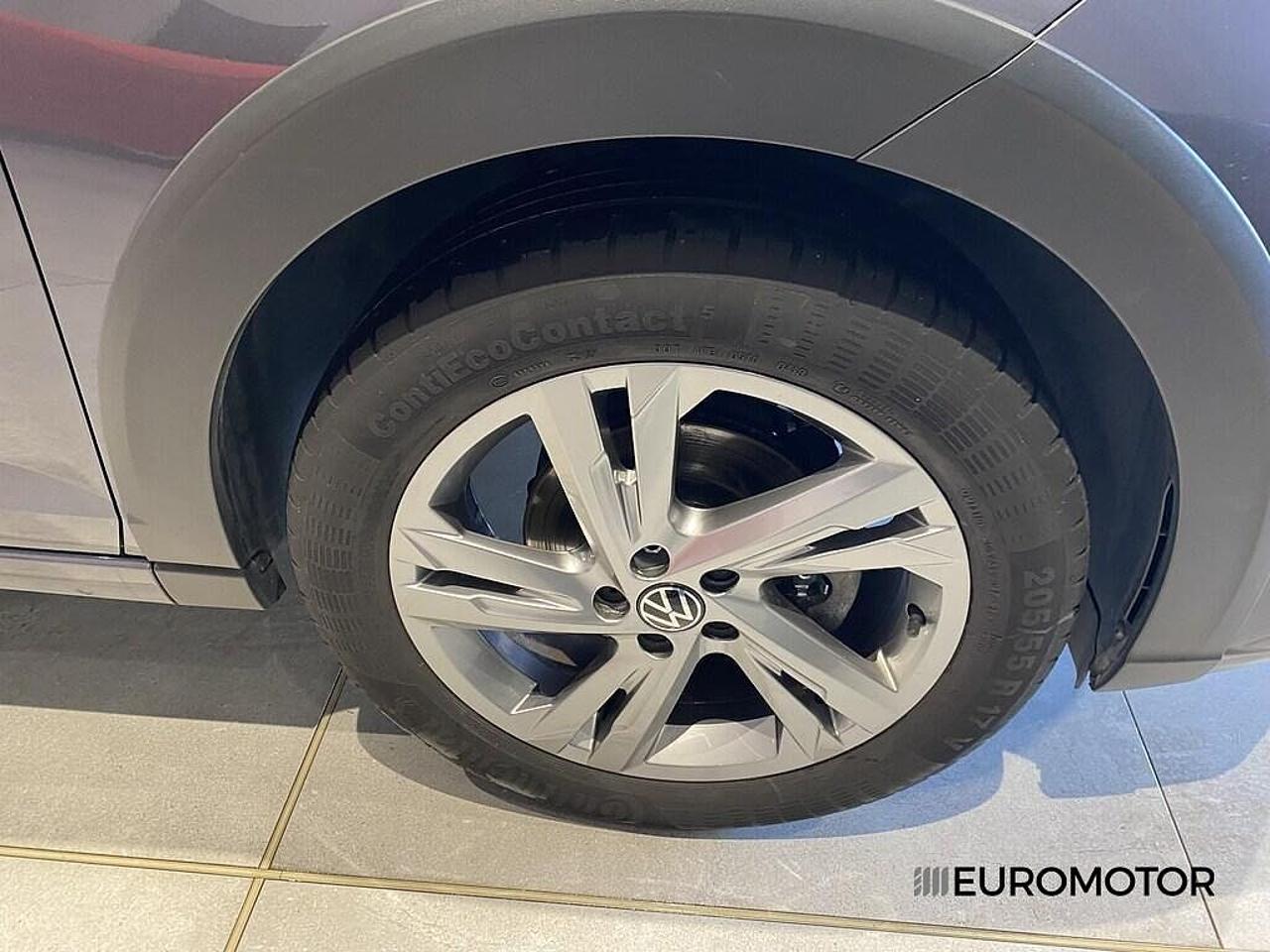 Volkswagen Volkswagen Taigo usata 24