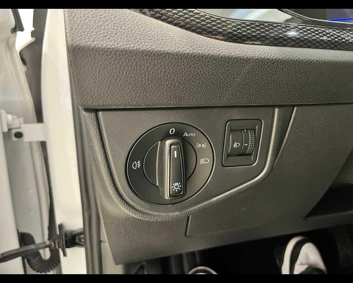 Volkswagen Volkswagen Taigo usata 6