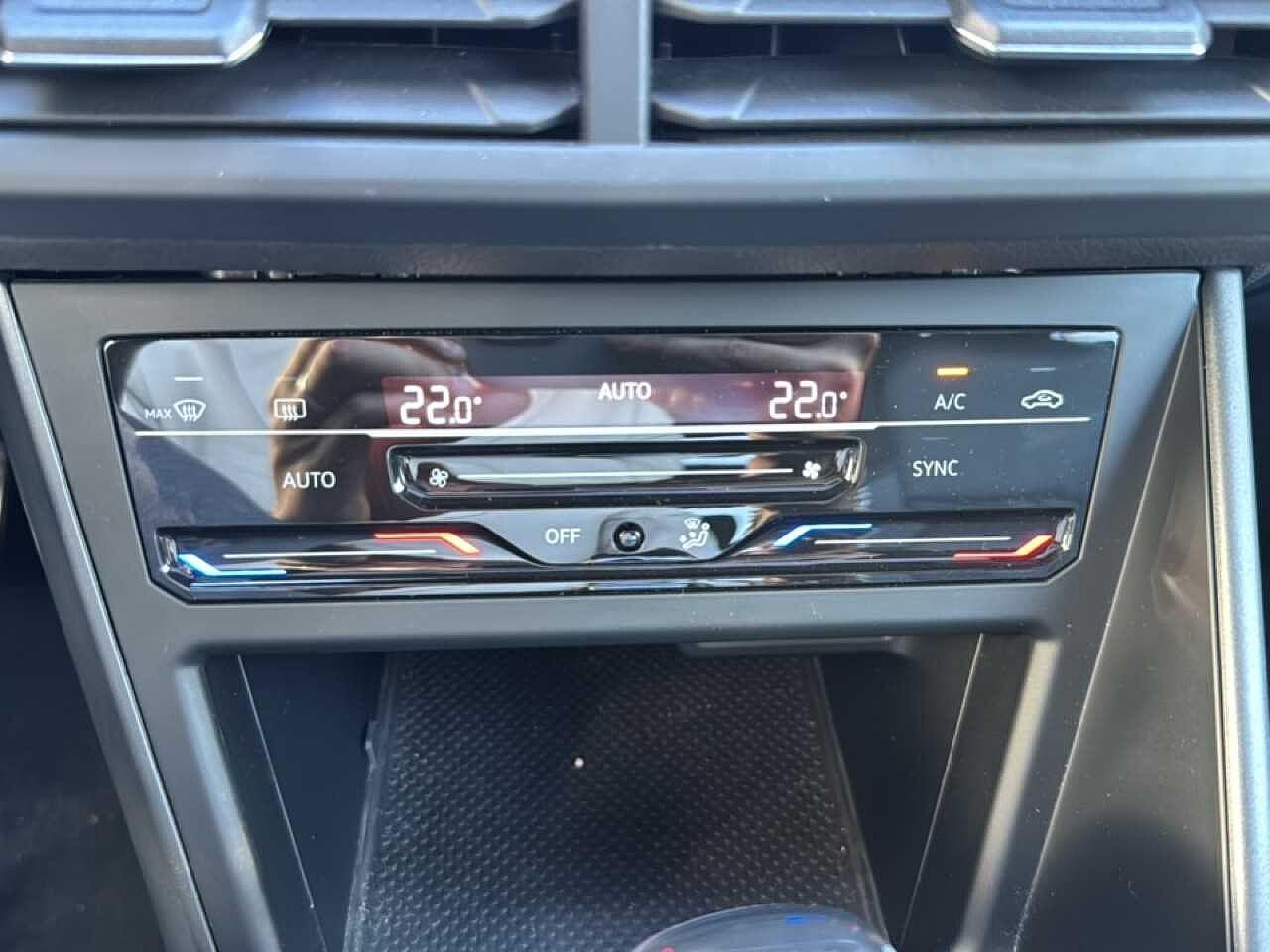 Volkswagen Volkswagen Taigo usata 12