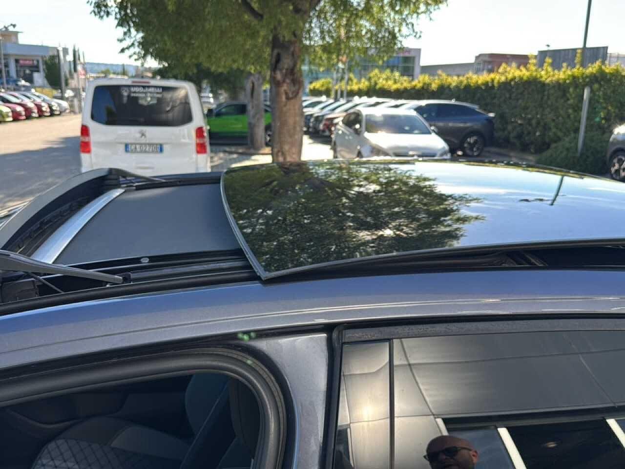 Volkswagen Volkswagen Taigo usata 16