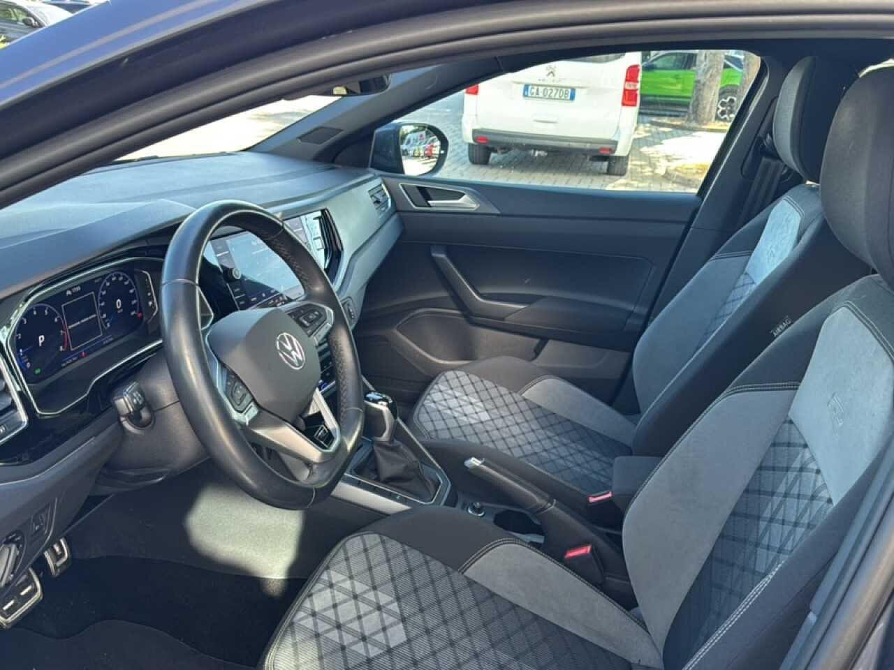 Volkswagen Volkswagen Taigo usata 23