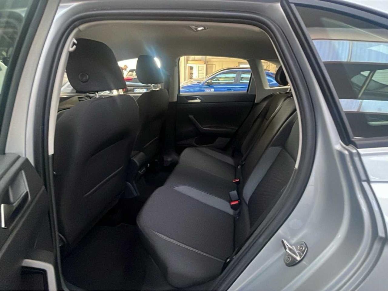 Volkswagen Volkswagen Taigo usata 3